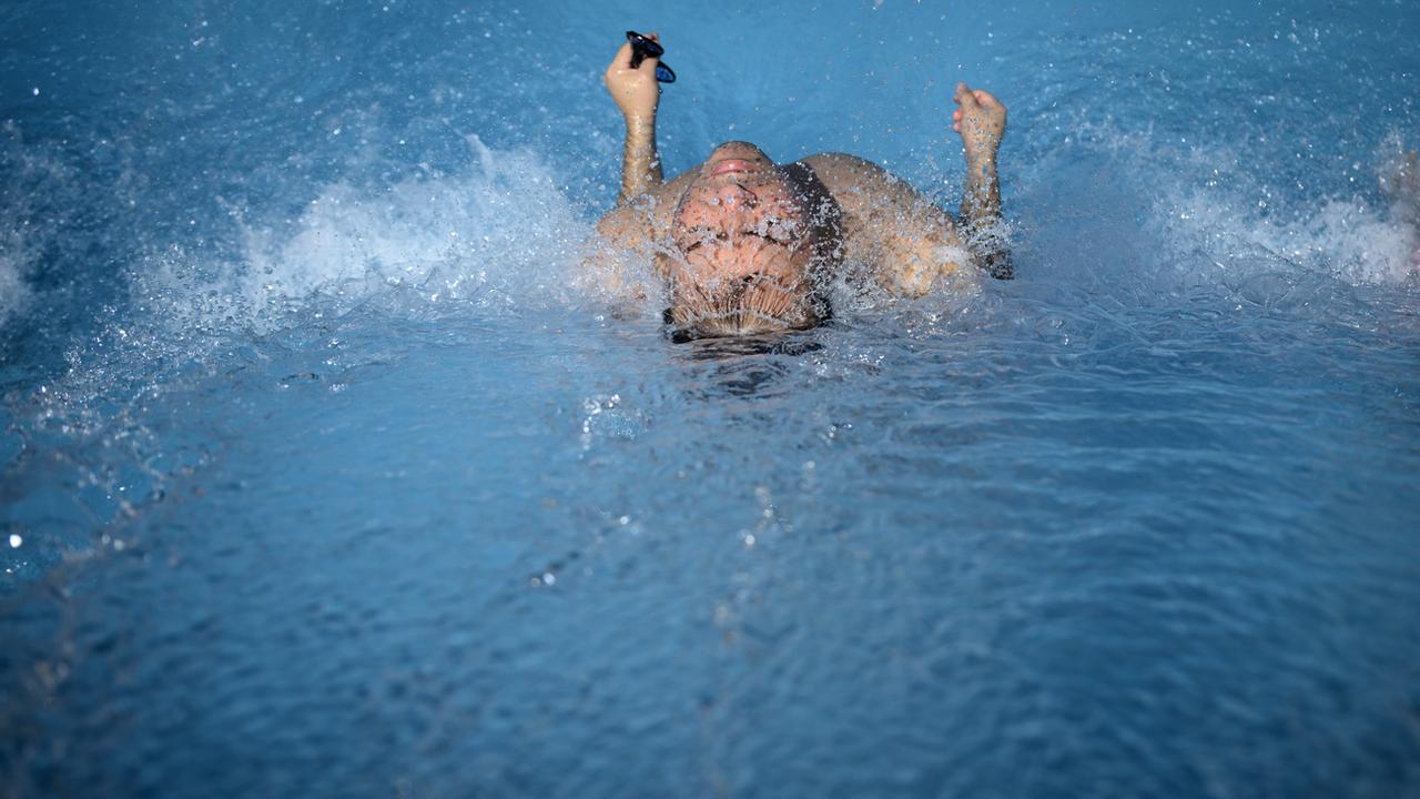 Du chlorate dans de nombreuses piscines en Suisse. [Keystone - Laurent Gillieron]