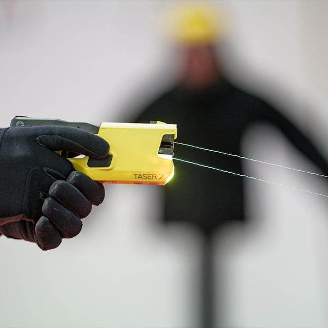 La police cantonale vaudoise teste le taser (image d'illustration). [Keystone]