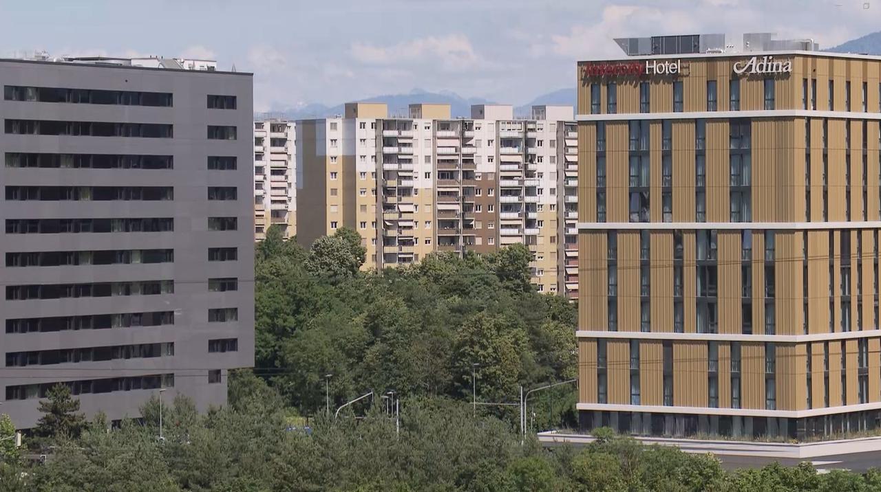 Le quartier de l'Etang, juste en face des citernes. [RTS - Camille Lanci]