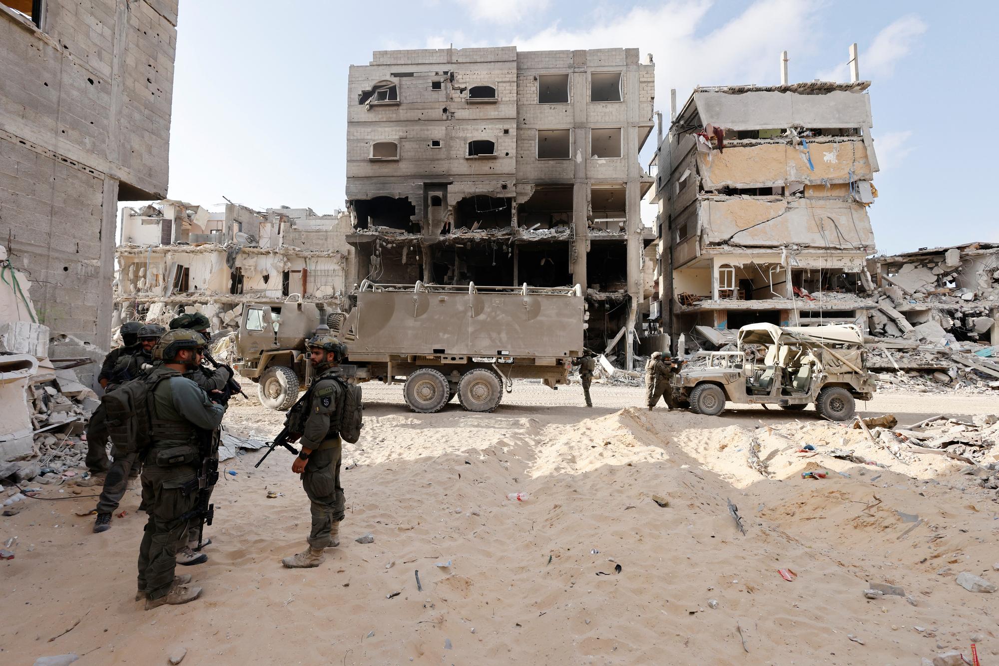 Des soldats israéliens dans le sud de la bande de Gaza (image d'illustration). [REUTERS - Amir Cohen]