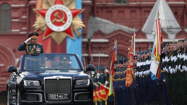 Le ministre russe de la Défense Sergueï Choïgou figure parmi les victimes des ''purges'' décidées par Vladimir Poutine envers les membres de son État major militaire. [Keystone/EPA - Yuri Kochetkov]