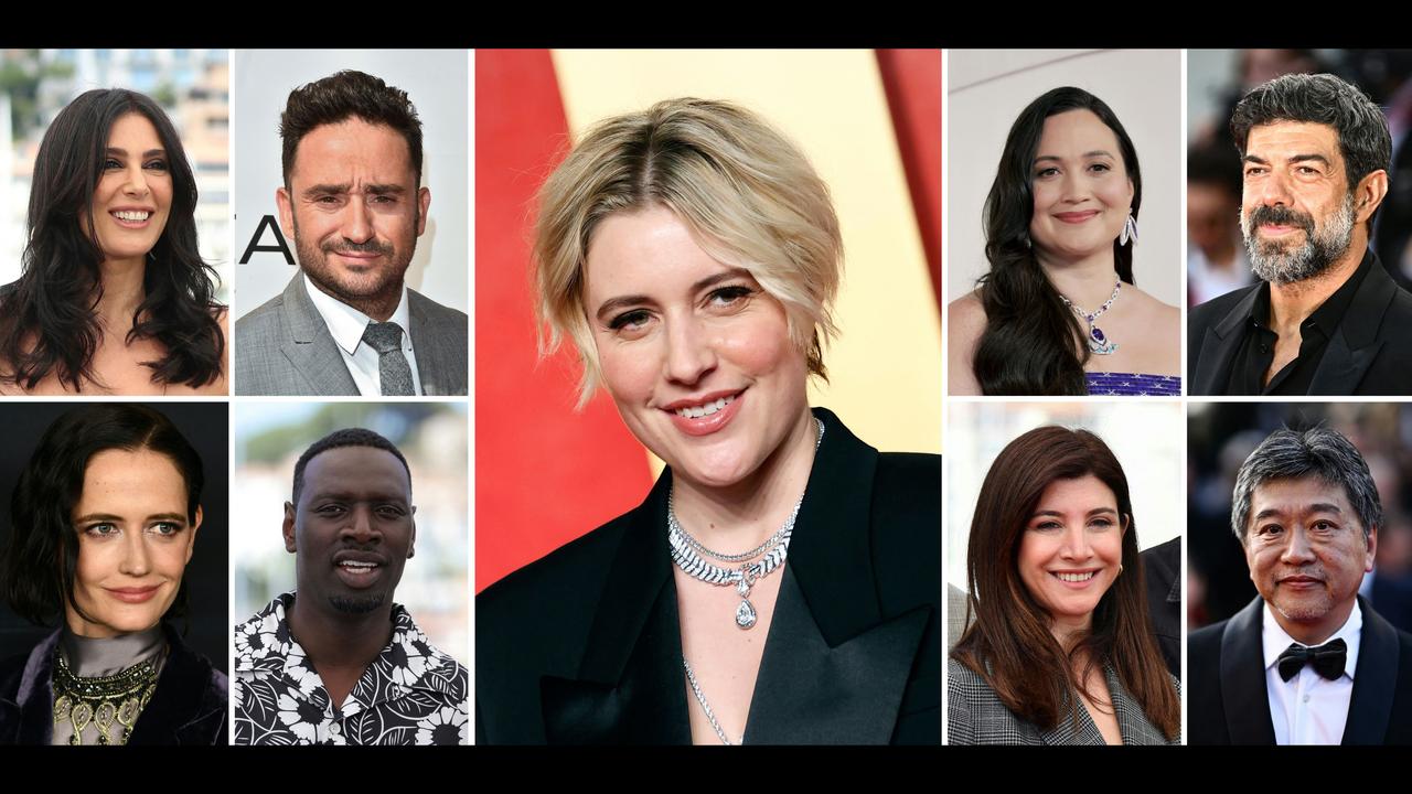 Le jury du 77e Festival de Cannes présidé par Greta Gerwig (au centre). De haut en bas et de gauche à droite: Nadine Labaki, Juan Antonio Bayona, Lily Gladstone, Pierfrancesco Favino, Eva Green, Omar Sy, Ebru Ceylan et Hirokazu Kore-Eda.