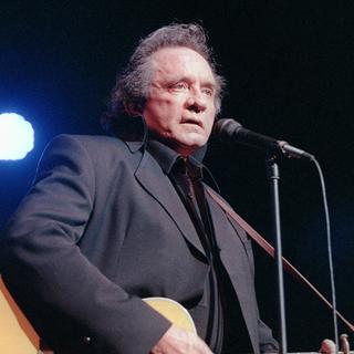 Le chanteur américain Johnny Cash le 16 avril 1997 au Festival Printemps de Bourges. [AFP - DANIEL JANIN]