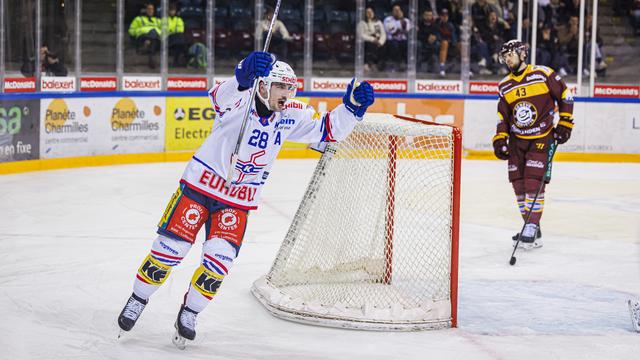 Contre Kloten, Genève-Servette n'a pas pris qu'un point. [KEYSTONE - Valentin Flauraud - Keystone]