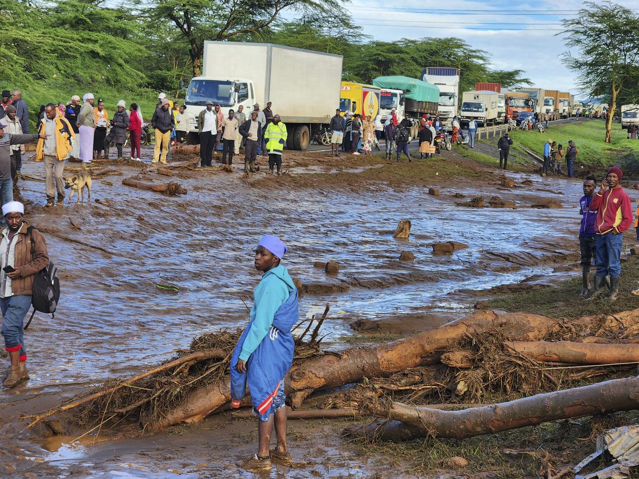 La rupture du barrage d'Old Kijabe au Kenya a provoqué la mort d'au moins 45 personnes, d'après les autorités locales. [KEYSTONE - AP PHOTO]