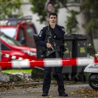 Un homme a agressé et blessé plusieurs enfants mardi peu après midi à Zurich-Oerlikon. [Keystone]