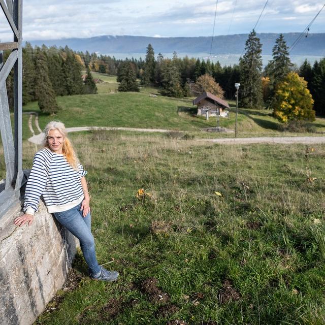 Parc Naturel du Chasseral, Géraldine Guesdon, Chargée de mission du "Patrimoine bâti et paysage" au Parc régional Chasseral. [RTS - Lucile Solari]