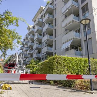 Une explosion a eu lieu mardi matin dans le quartier de St-Jean à Genève. [Keystone - Magali Girardin]