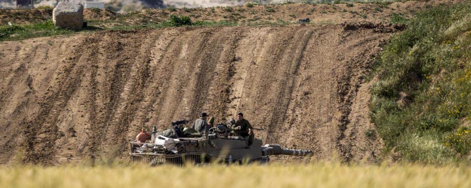 L’armée israélienne a annoncé qu'elle préparait sa riposte après l'attaque de l'Iran. [Keystone]