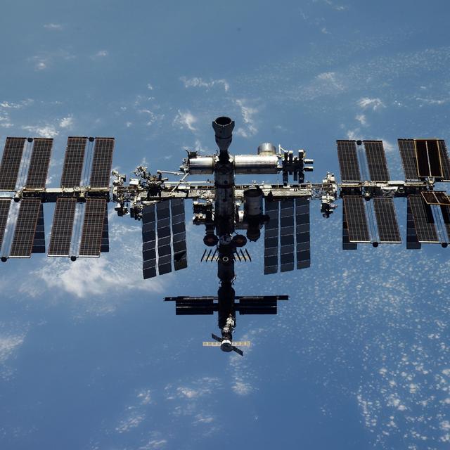 La NASA a sélectionné SpaceX pour construire un véhicule capable de pousser la station spatiale internationale (ISS). [ROSCOSMOS/KEYSTONE]