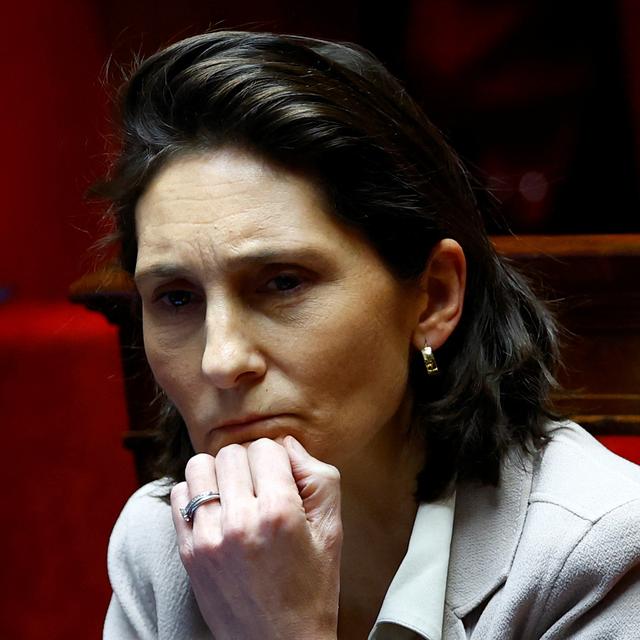 La ministre française de l'Éducation, de la Jeunesse, des Sports, des Jeux Olympiques et Paralympiques, Amélie Oudéa-Castera, assiste aux questions à la séance gouvernementale à l'Assemblée nationale à Paris, France, le 16 janvier 2024. [reuters - Sarah Meyssonnier]