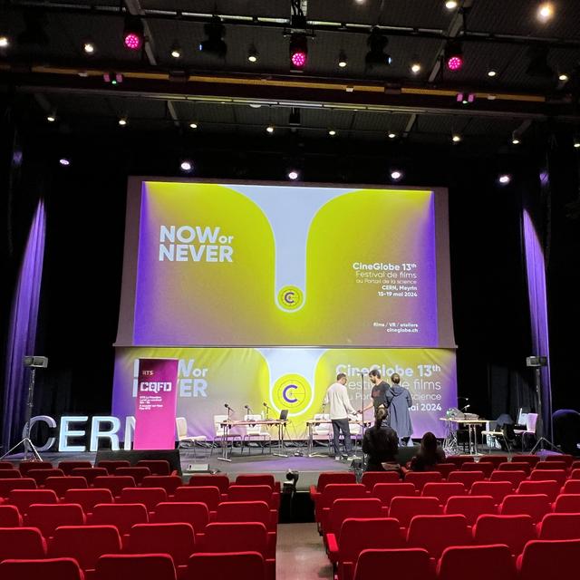 Le festival de films scientifiques "CineGlobe" du CERN mélange cinéma et science. [RTS - Stéphane Délétroz]
