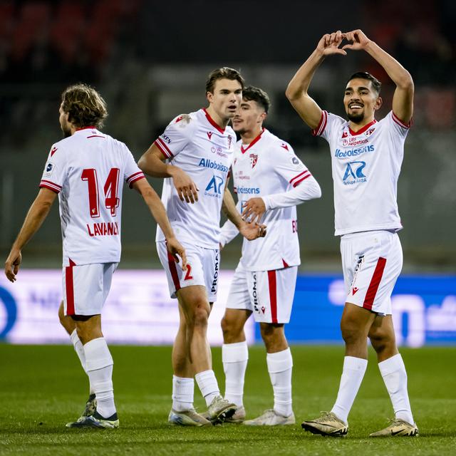 Les joueurs du FC Sion, le 7 décembre 2024. [Keystone - Jean-Christophe Bott]