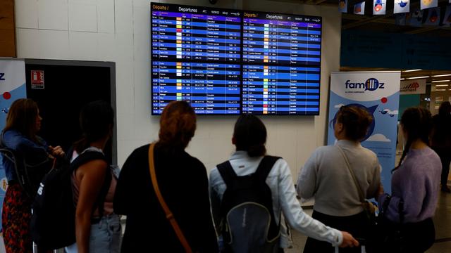 Des dizaines de milliers de passagers devraient être concernés par les perturbations du trafic aérien français jeudi (image d'illustration). [Reuters - Stephane Mahe]