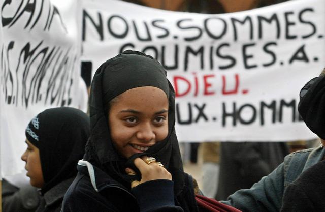 Une manifestation en 2004 contre la loi [AFP - ERIC CABANIS]