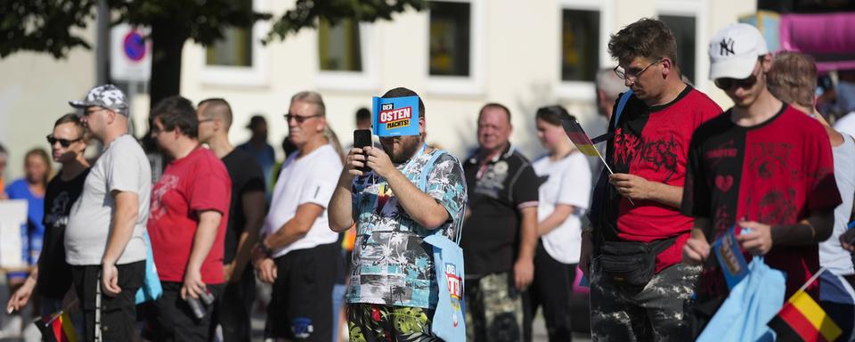 Des supporters du mouvement AfD dans un rallye en Allemagne. [AP Photo/Keystone - Markus Schreiber]