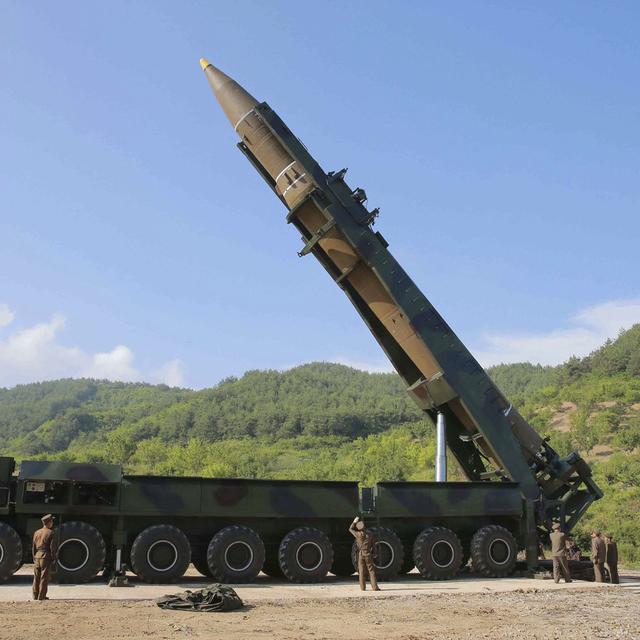 Le réarmement nucléaire avance à mesure que le monde s'enfonce dans la guerre, constate le Sipri. [(Korean Central News Agency/Korea News Service via AP)]