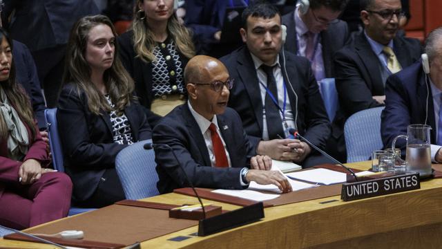 Le diplomate américain Robert A. Wood lors de la séance du Conseil de sécurité, à New York, le 18 avril 2024. [KEYSTONE - SARAH YENESEL]