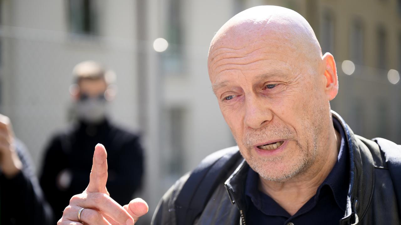 Alain Soral arrêté à Lausanne pour des propos présumés antisémites. [KEYSTONE - LAURENT GILLIERON]
