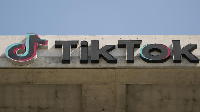 TikTok est dans le collimateur des autorités américaines (image d'illustration). [AP photo / Keystone - Damian Dovarganes]