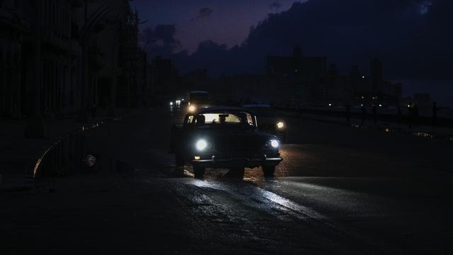 Un ouragan menace de frapper Cuba, déjà plongée dans le noir en raison d'une panne de courant [Keystone - AP Photo/Ramon Espinosa]