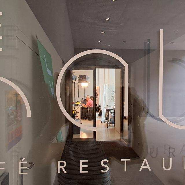 Le restaurant "Le Nabi" (MCBA), Plateforme 10, quartier de la gare, lieu de l’édition BDFil 2024. [RTS - Nicole Corpataux]