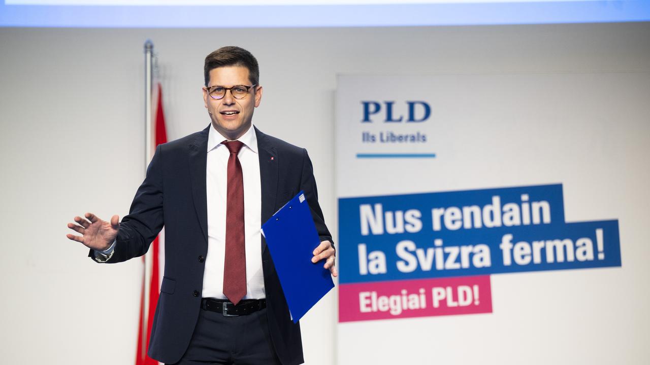 Le conseiller national tessinois Simone Gianini lors de l'assemblée des délégués du PLR à Tenero (TI). [KEYSTONE - ALESSANDRO CRINARI]