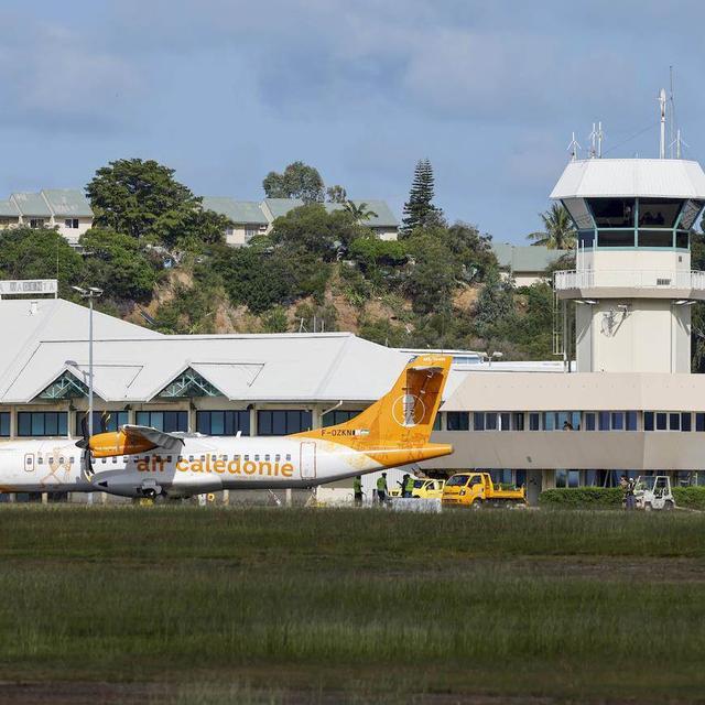 L'aéroport international de Nouméa, en Nouvelle-Calédonie, rouvrira lundi. [Keystone - Ludovic Marin/Pool Photo via AP]
