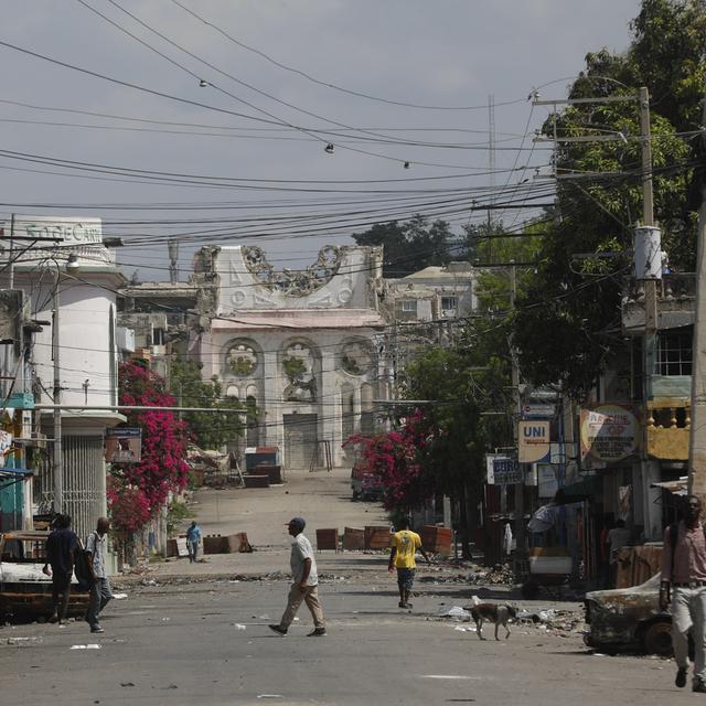 Plus de 1500 personnes ont péri depuis le début de l'année dans les violences qui secouent Haïti. [Keystone - AP Photo/Odelyn Joseph]