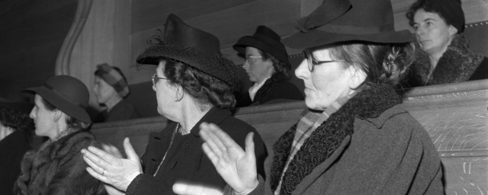 Participation politique des femmes, 1945. [Keystone - ©Archives Photopresse / Probst]