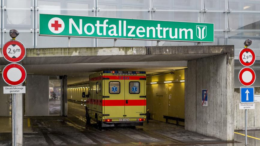 Le canton de Berne pourrait soutenir ses hôpitaux (image d'illustration). [Keystone - Gaetan Bally]