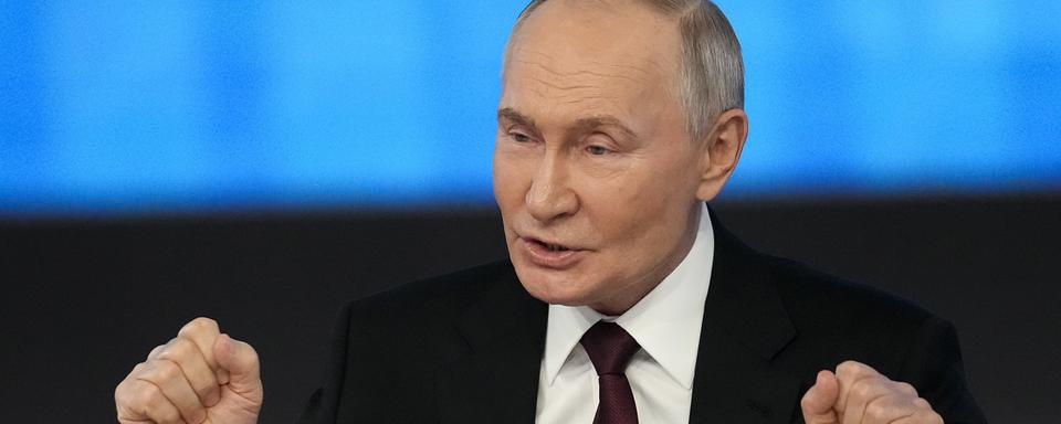 Le président russe Vladimir Poutine a tenu son annuelle conférence de presse le jeudi 19 décembre à Moscou. [AP Photo / Keystone - Alexander Zemlianichenko]