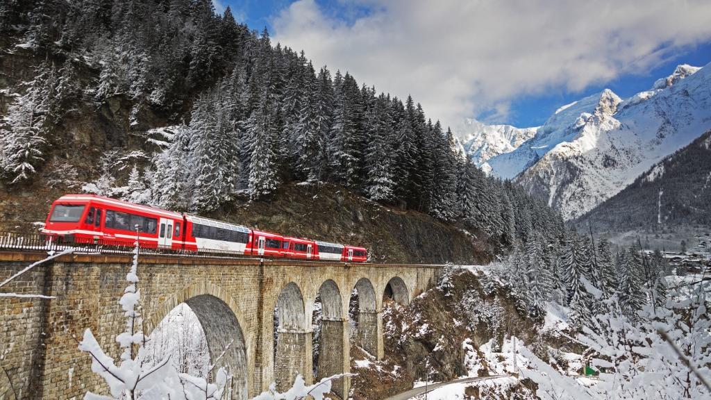 Le train Mont-Blanc Express. [AFP - Christian Kober / Robert Harding Premium / robertharding]