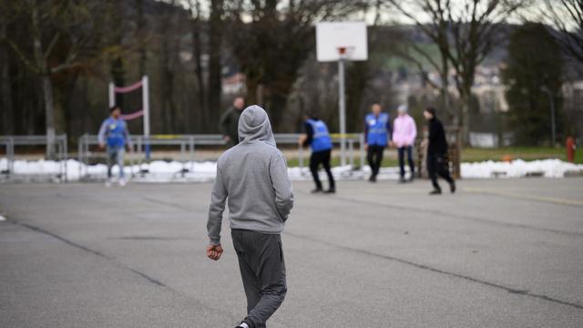 Un réfugié dans le centre d'hébergement temporaire de Moudon, en 2022 (archive). [KEYSTONE - LAURENT GILLIERON]