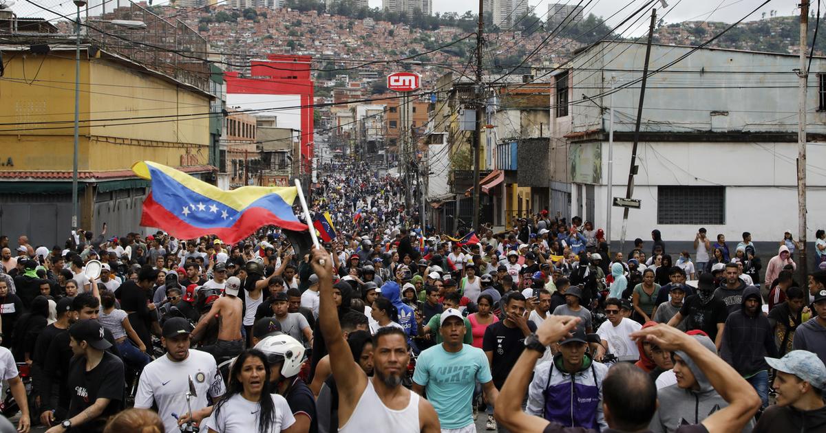 Quatro mortos e 44 feridos em protestos contra a reeleição de Nicolás Maduro na Venezuela – rts.ch
 #ÚltimasNotícias #Suiça