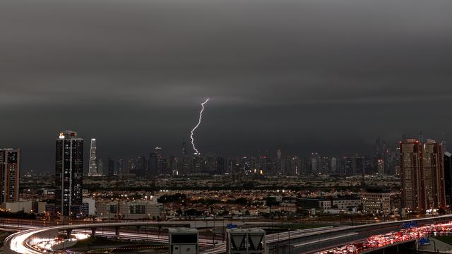 Des pluies records ont frappé Dubaï notamment, mardi. [KEYSTONE - ALI HAIDER]