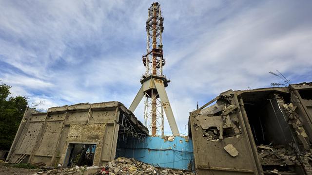 Ukraine: une antenne TV de Kharkiv détruite par les Russes [EPA/Keystone - Sergey Kozlov]