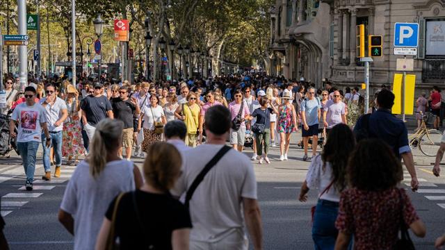 L'Espagne a reçu un nombre record de touristes internationaux en 2023. [AFP - Marc Asensio - NurPhoto]