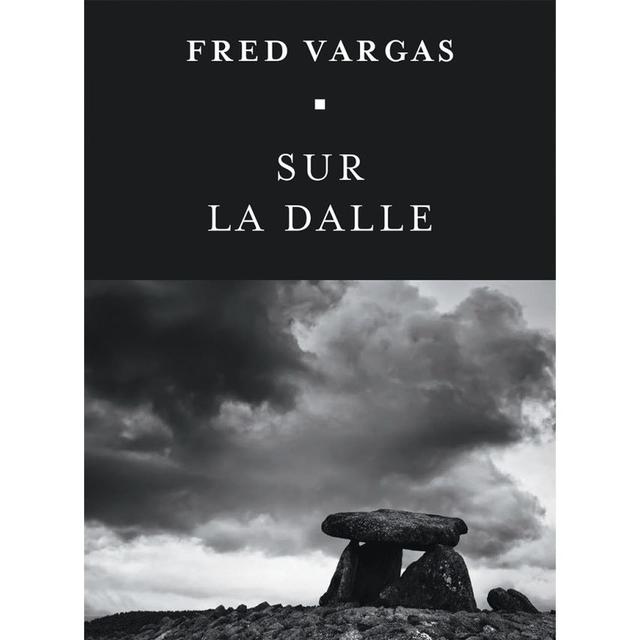 Couverture du polar "Sur la dalle" de Fred Vargas. [Flammarion]