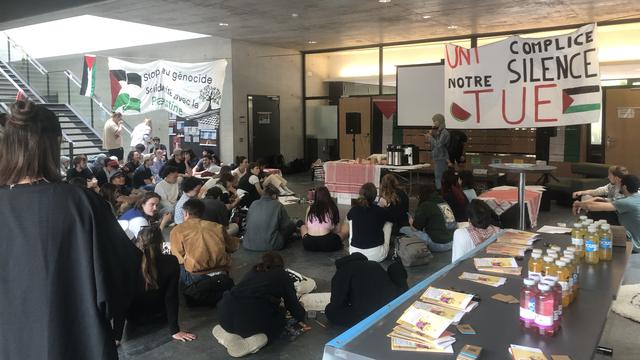 La mobilisation estudiantine pour la Palestine gagne l’Université de Fribourg. [RTS - RTS]