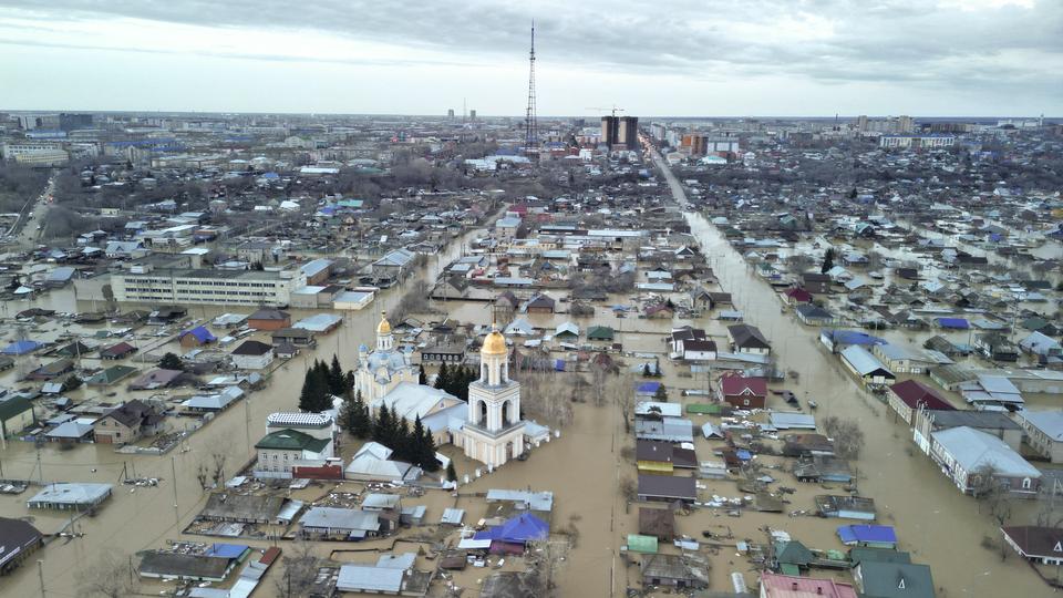 Des conditions climatiques sans précédent ont provoqué des inondations au Kazakhstan. [Anadolu via AFP - TURAR KAZANGAPOV]