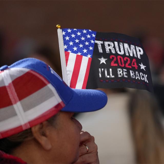 Une supporter de Donald Trump. [AP Photo / KEYSTONE - Chris Szagola]