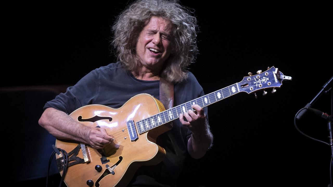 Pat Metheny, guitariste. [Keystone - © EPA / Javier Etxezarreta]