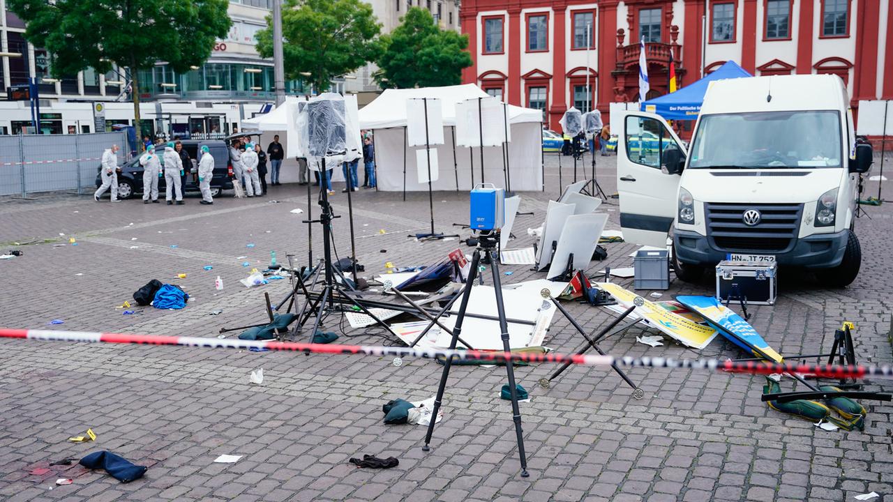 Plusieurs personnes ont été grièvement blessées au couteau vendredi à Mannheim en Allemagne. [Keystone - Uwe Anspach - DPA]