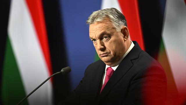 Le Premier ministre hongrois Viktor Orban fait campagne contre Bruxelles. [KEYSTONE - DENES ERDOS]