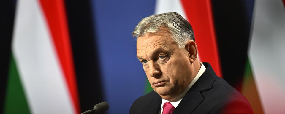 Le Premier ministre hongrois Viktor Orban fait campagne contre Bruxelles. [KEYSTONE - DENES ERDOS]