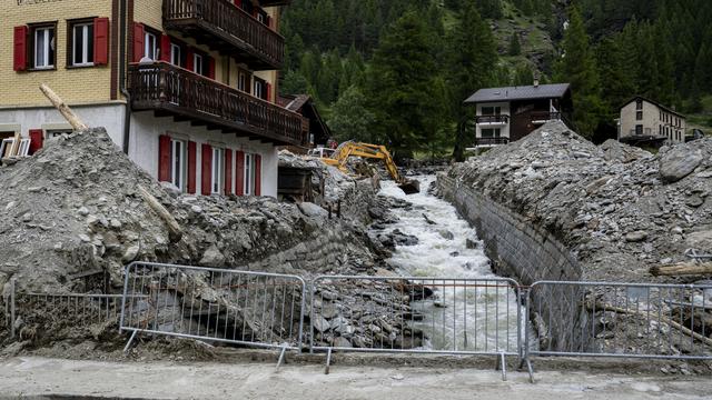 La vallée de Saas avait déjà été frappée par les intempéries au début de l'été. [Keystone - Jean-Christophe Bott]