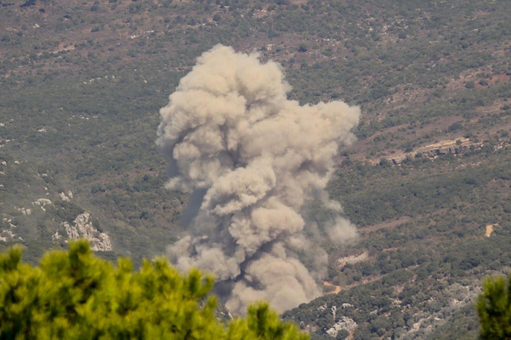 Le raid israélien a visé des positions militaires près de Kfar Yabous, à la frontière syro-libanaise. [AFP - RABIH DAHER]