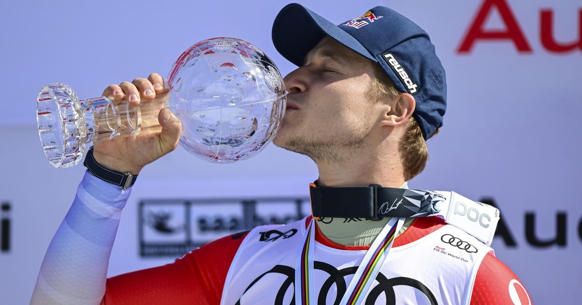 Marco Odermatt remporte son 4e globe de la saison en descente