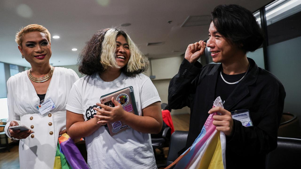 Les militants du mariage pour tous en Thaïlande avaient le sourire après le vote du Sénat. [REUTERS - Chalinee Thirasupa]